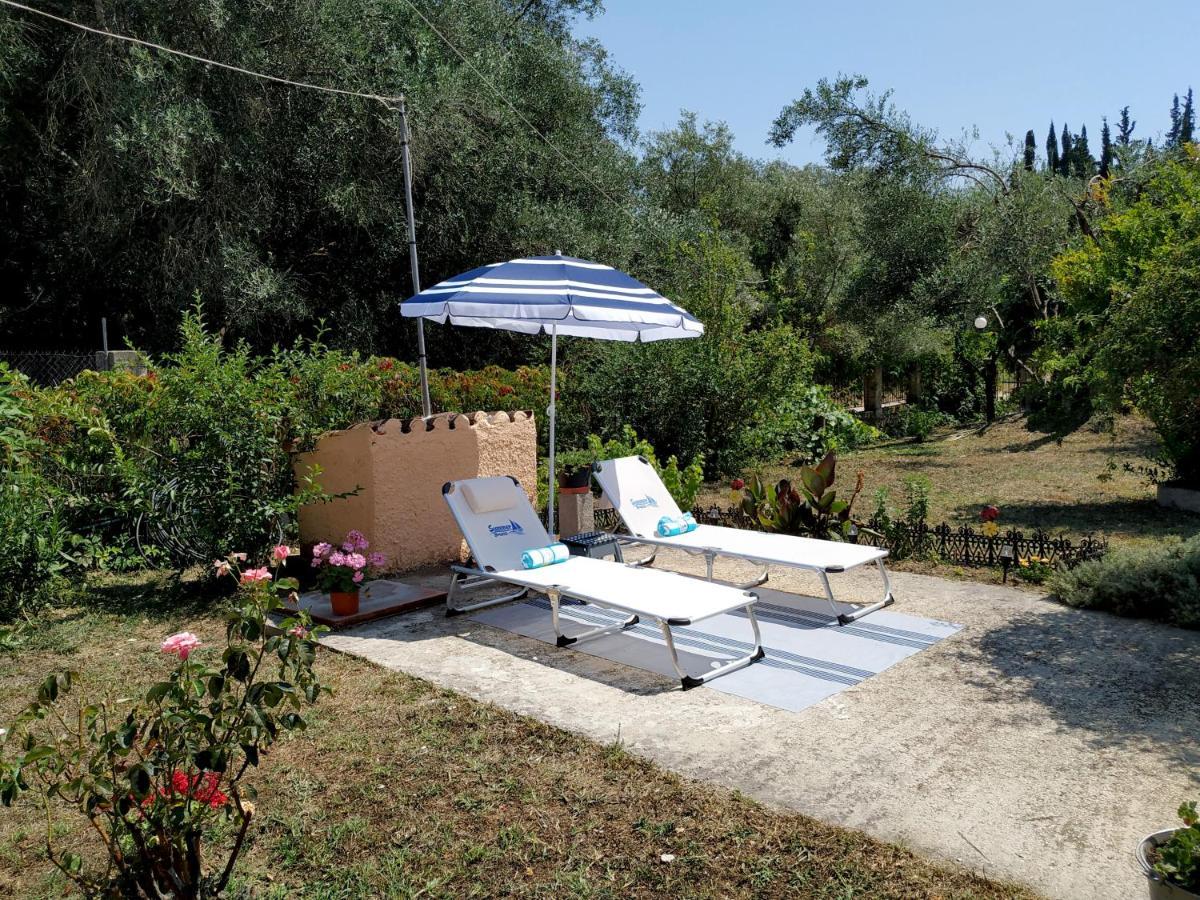 Family Holiday Apartment With Garden & Bbq Velonádes 外观 照片