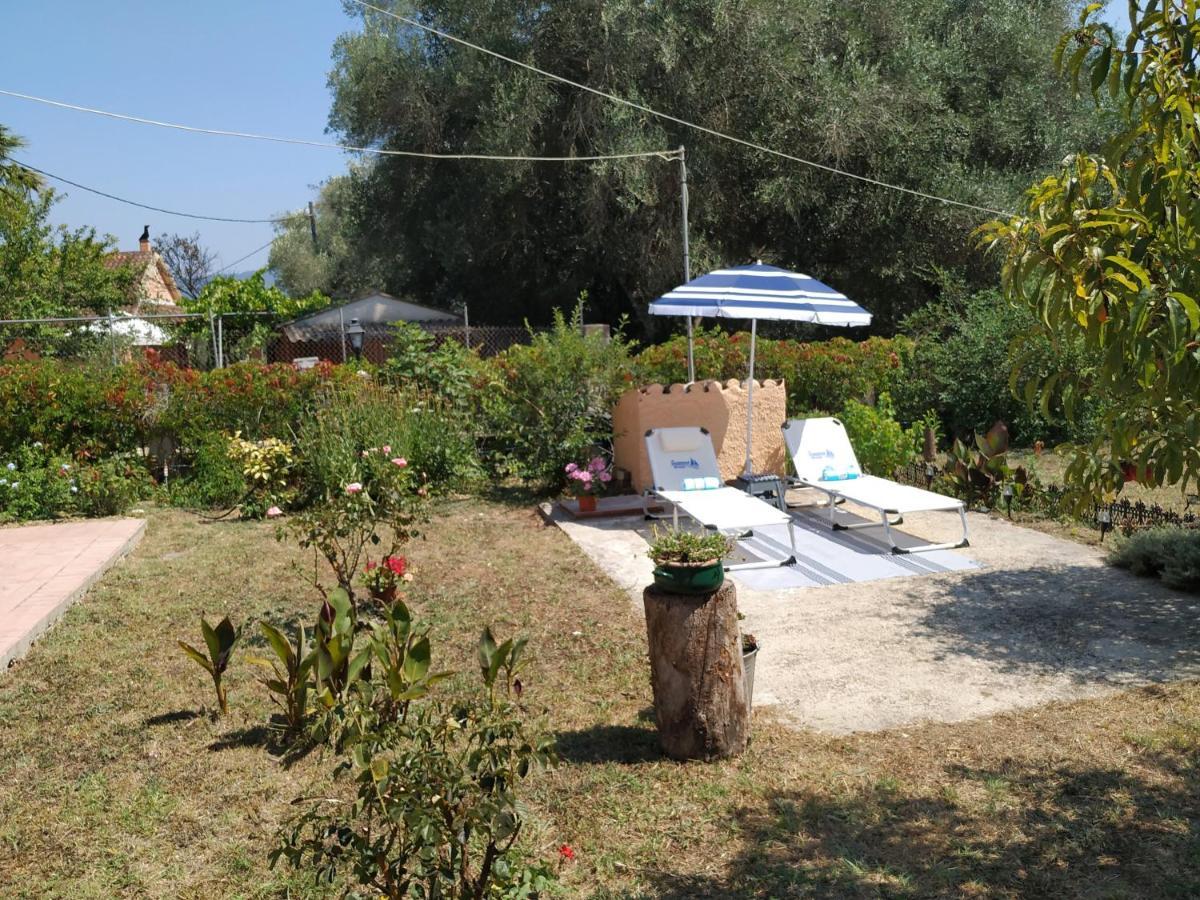 Family Holiday Apartment With Garden & Bbq Velonádes 外观 照片