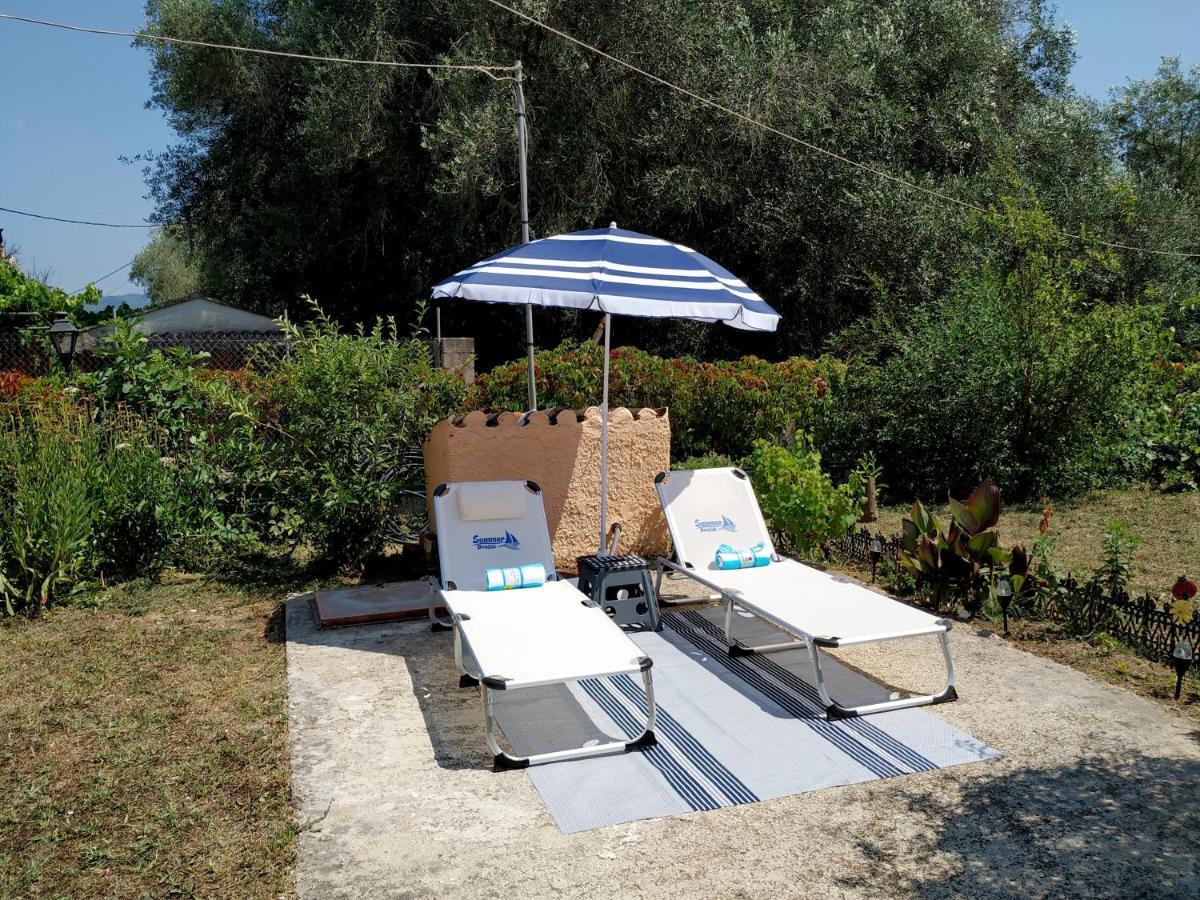 Family Holiday Apartment With Garden & Bbq Velonádes 外观 照片